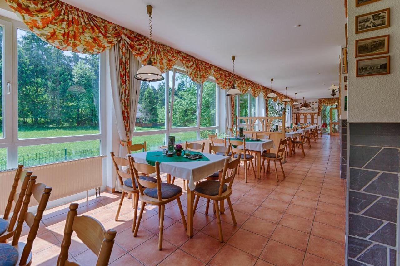 Hotel Haus Oberland マッサーベルク エクステリア 写真